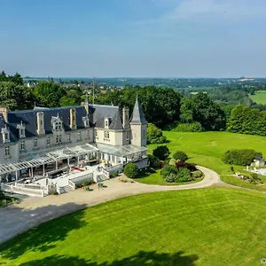 3* Couette-café Château De Kervoazec - D'hôtes